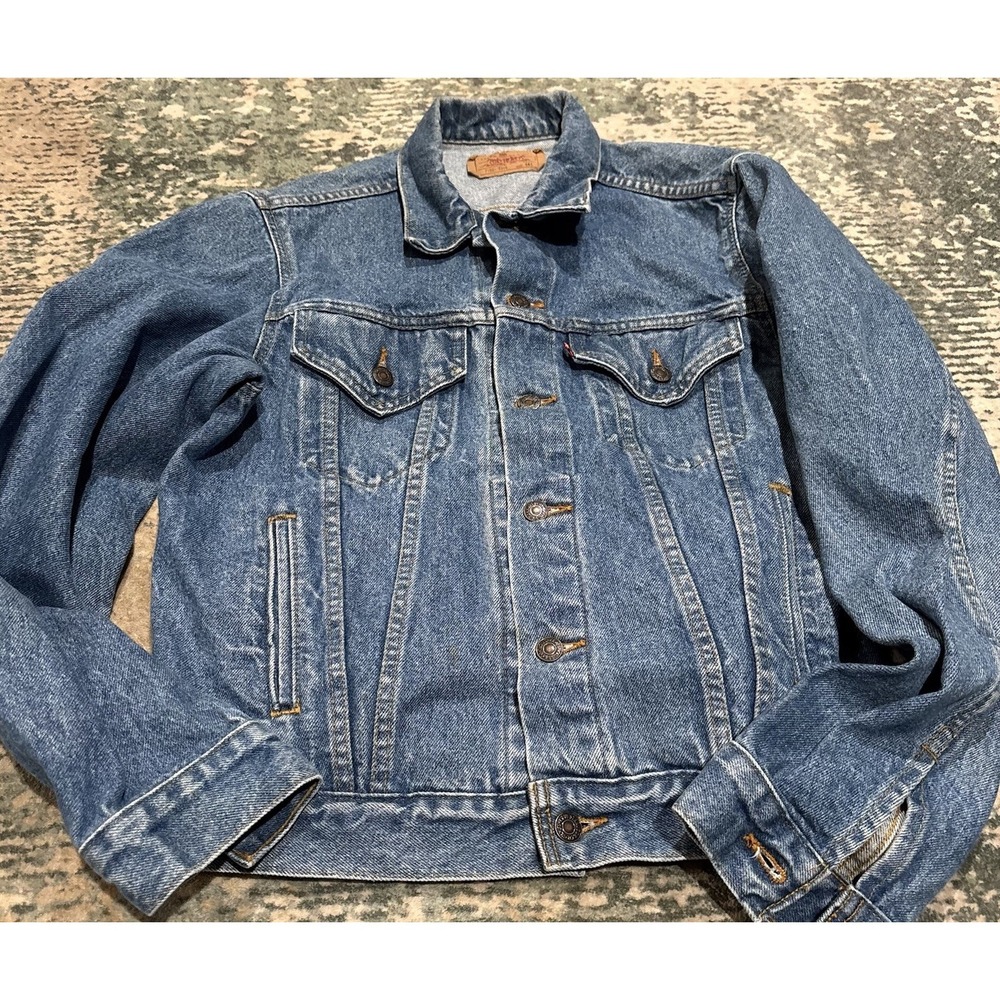 Vintage 80s LEVI'S  Trucker DENIM JACKET Men Small 44L Made in USA Jean